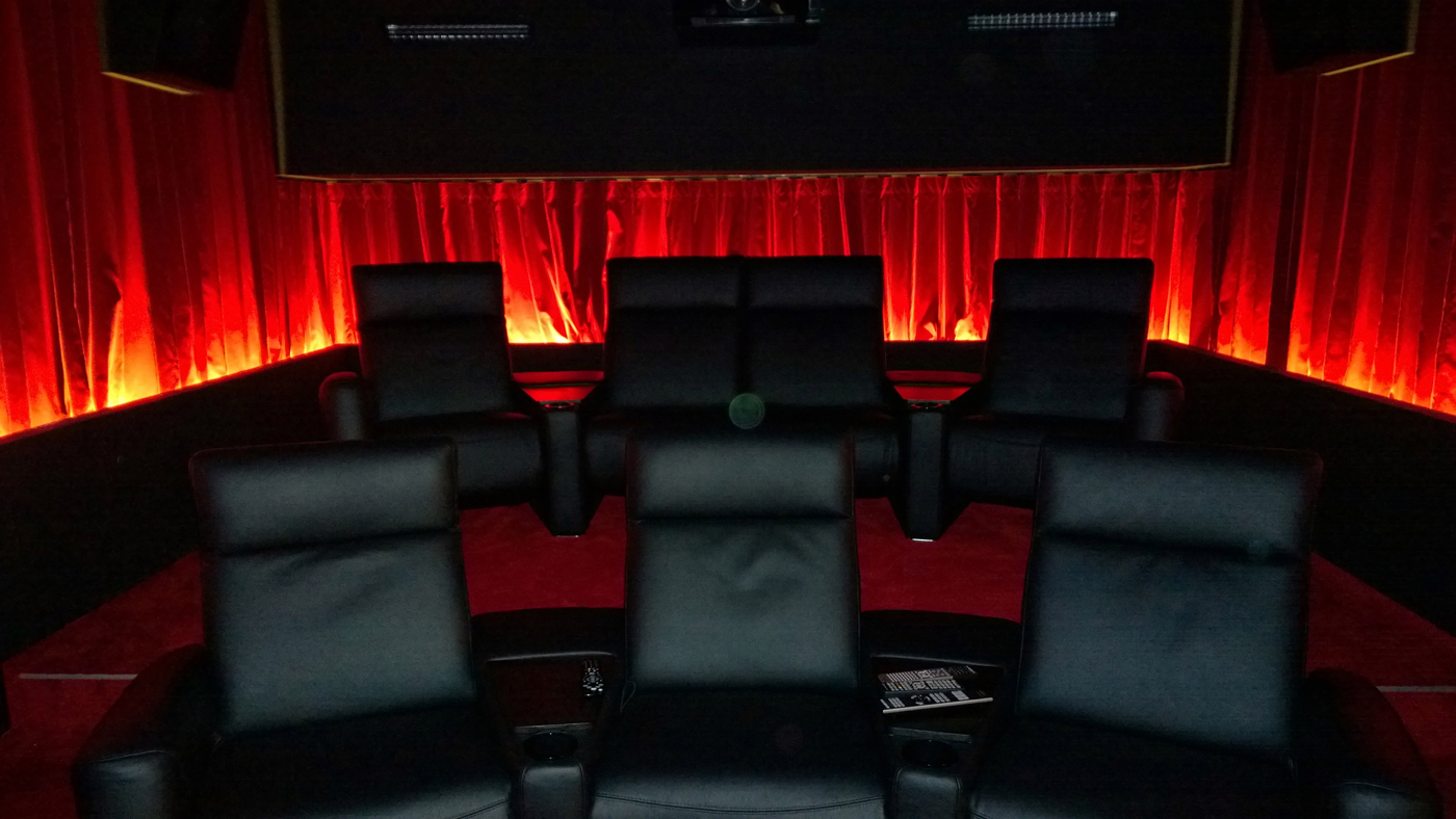 Seats Red Velvet web.jpg